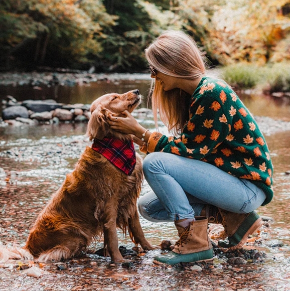 NEW The Big Fall Leaf Cozy Sweater - Picture 2 of 6